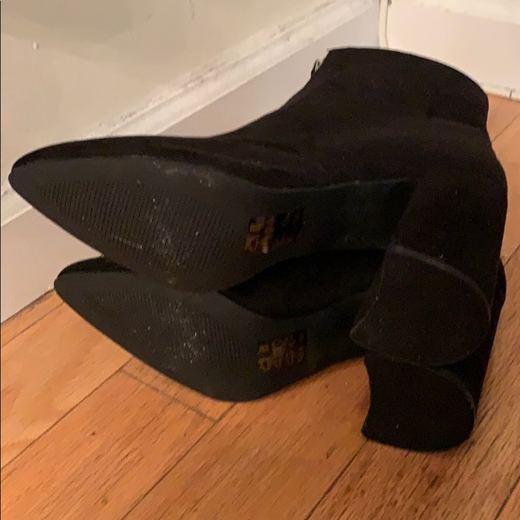 Boohoo Zipper Booties - Picture 5 of 5